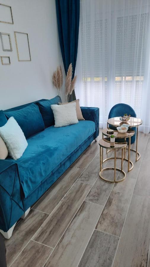 Apartman Diamond Парачин Екстериор снимка